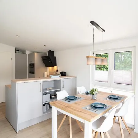 Ostseecamp Luebecker Bucht Storms Huus 펜션 샬베우츠