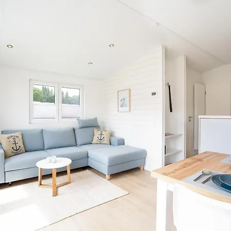 Ostseecamp Luebecker Bucht Storms Huus 펜션 *