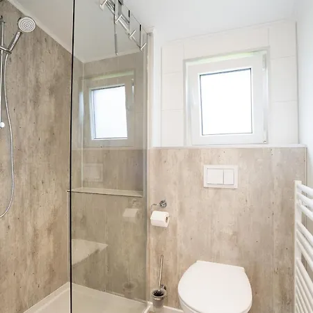 펜션 Ostseecamp Luebecker Bucht Storms Huus 샬베우츠